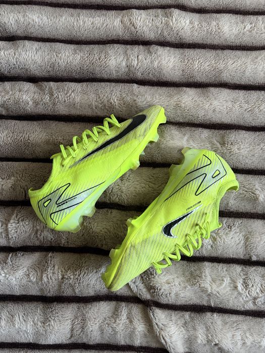 Nike Air Zoom Vapor 16