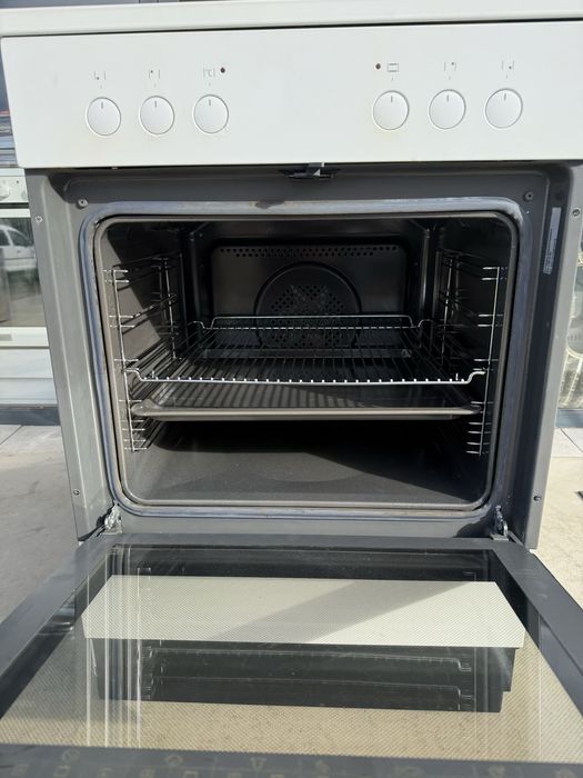 Печка с керамичен плот Gram