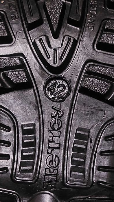 ботинки и берцы новые