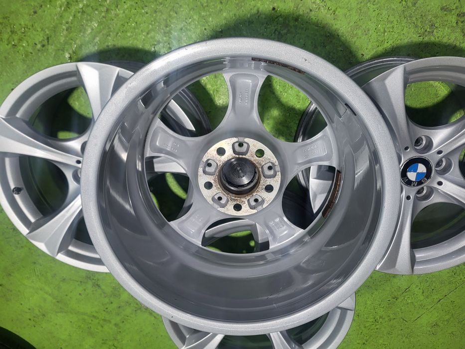 17 5x120 Bmw Лети джанти 5х120 бмв