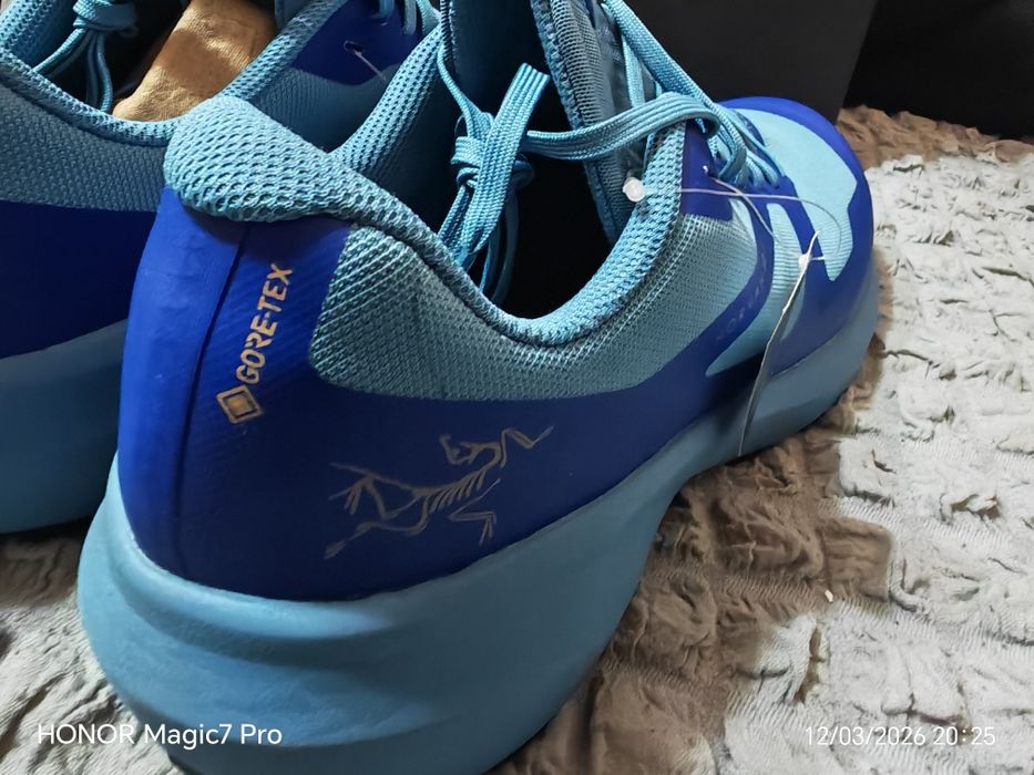 Adidași Arc'teryx Gorotex 46