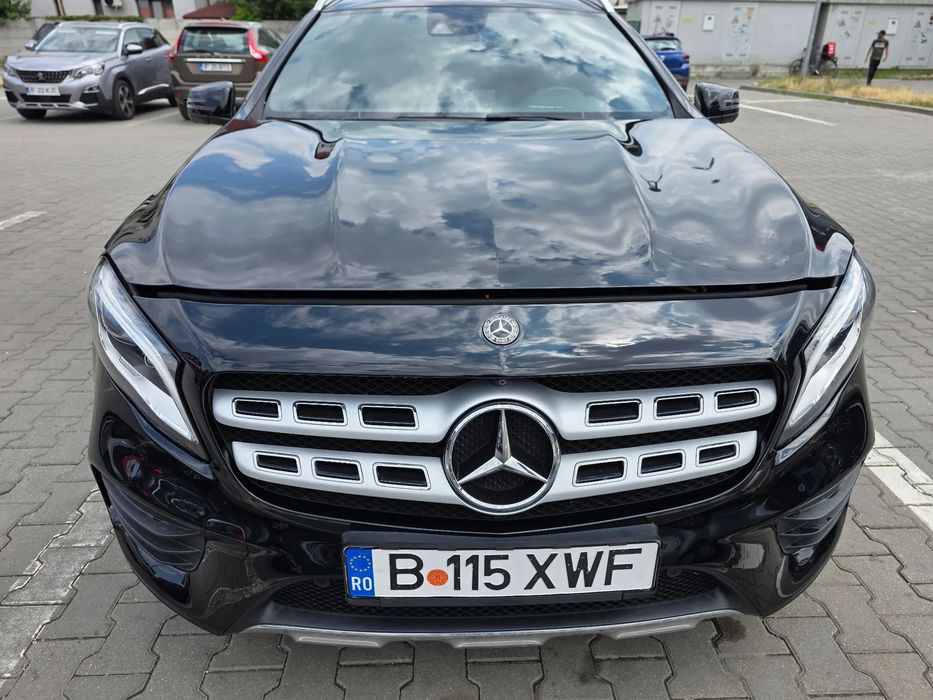Mercedes-Benz GLA Mercedes-Benz GLA 220 4MATIC AMG | 2020 | 75.500 km | Cameră 360° | LE
