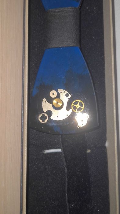 Papion Lemn Bleumarin cu piese autentice de ceas - handmade -ArtMyWay