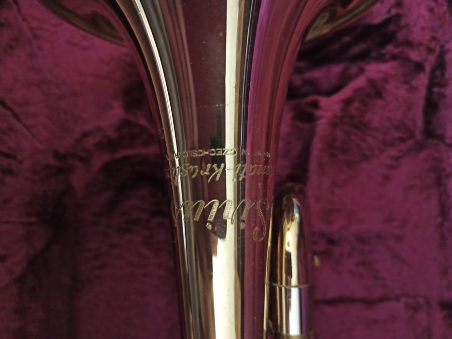 Продавам тромпет