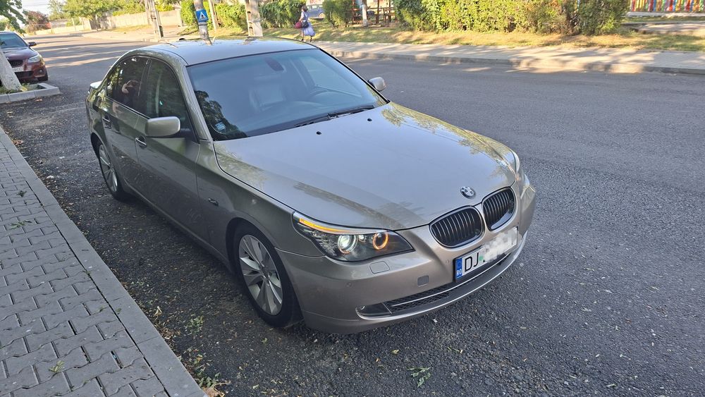 Bmw e60 520d edition exclusive.  Automată 177cp euro5