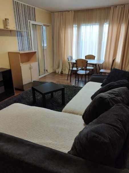 Дава се под наем Тристаен апартамент в София, Център - 85 кв.м за 550 € - Снимка #1