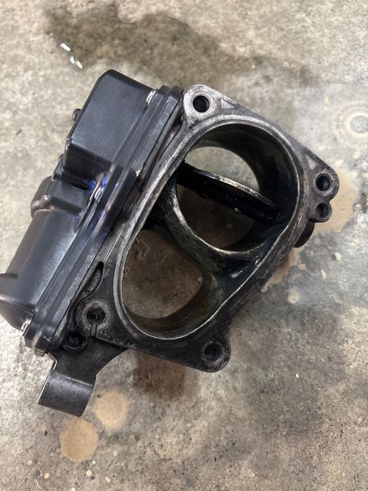 Дроселова клапа Ауди А6 C7