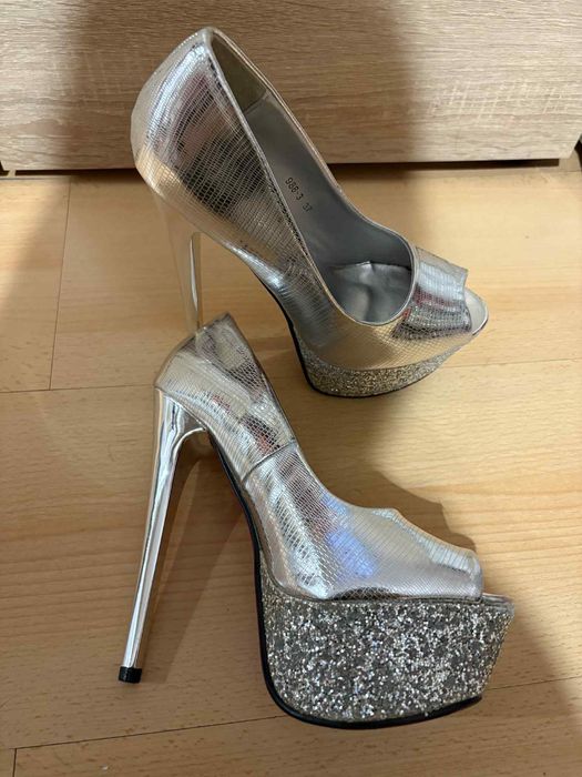 Официални обувки