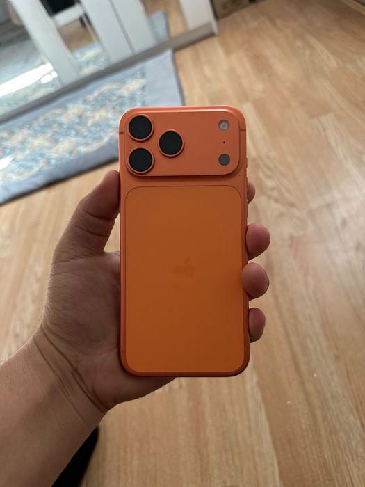 Продам или обменяю Iphone 17 pro max 256gb