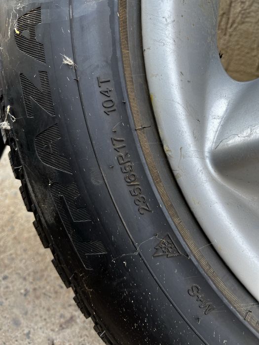 Шины с титановыми дисками