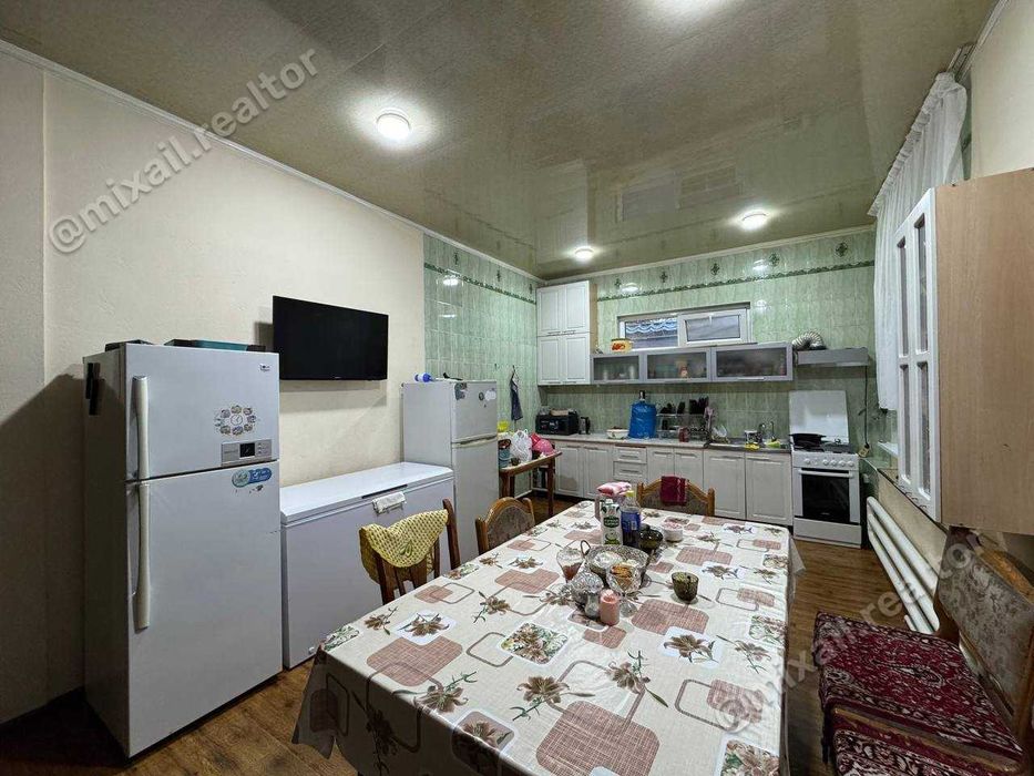 Продается Дом 203 м2, 6 соток, Олтинтопган, завод Кока Кола (87648)