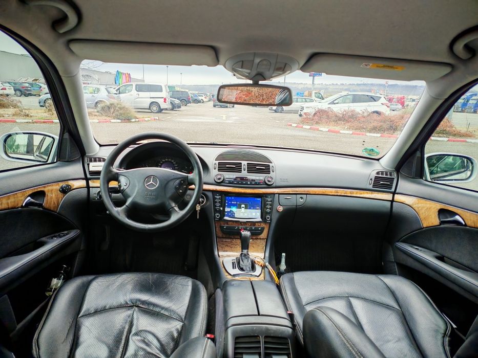 Mercedes E 220 CDI W211 – întreținut complet