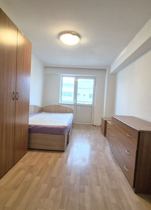 Apartament cu 5 camere, 96mp