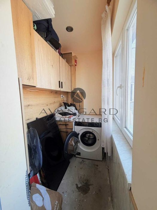 оф.25307 Тристаен обзаведен с гараж/ Изгрев