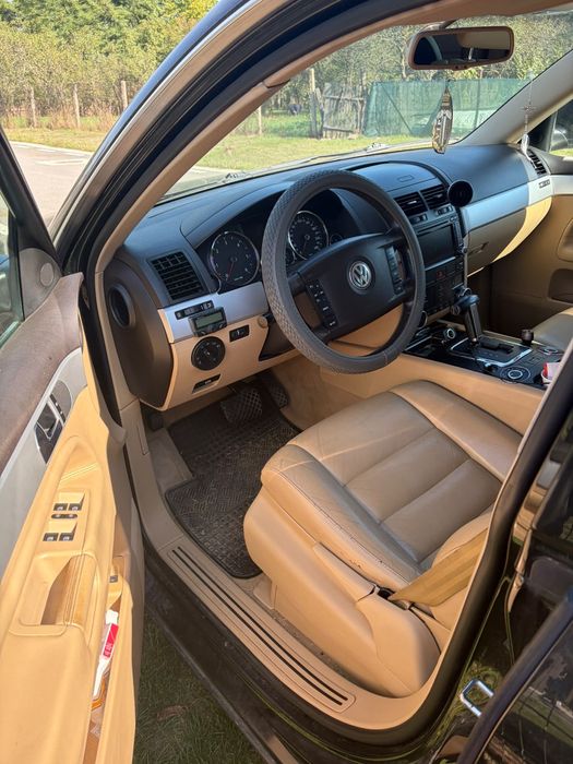 Vand sau schimb touareg 3.0 BKS