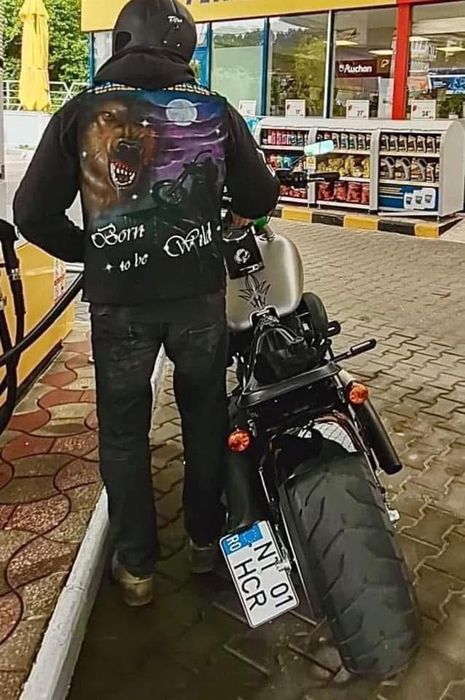 vesta moto  custom