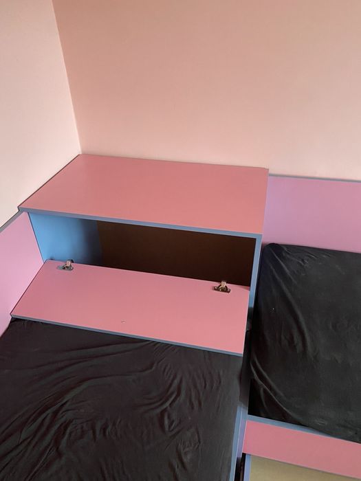 Комплект мебели за детска стая