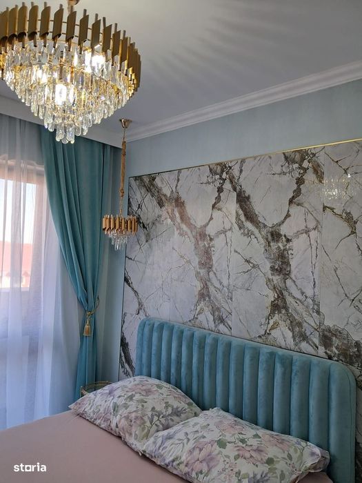Apartament 3 camere, balcon, Orasul Nou