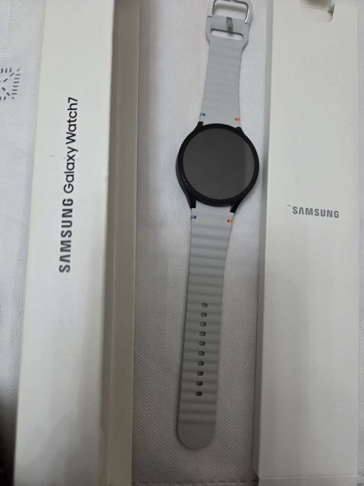 Смарт часы Самсунг GalaxyWatch7, новые