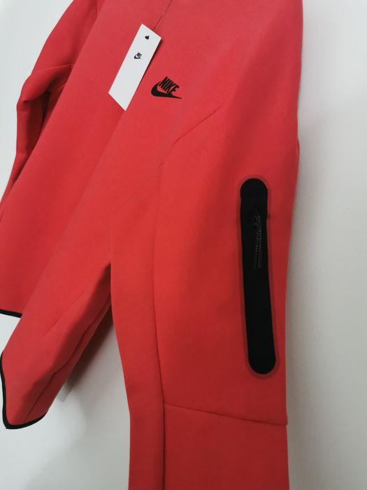 Bluza originala Nike, nouă, XS