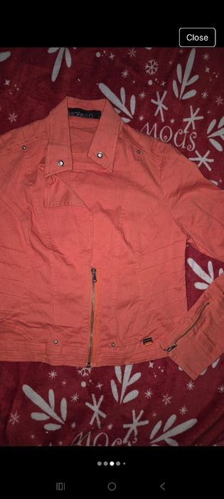 Geaca scurta femei marimea M-L