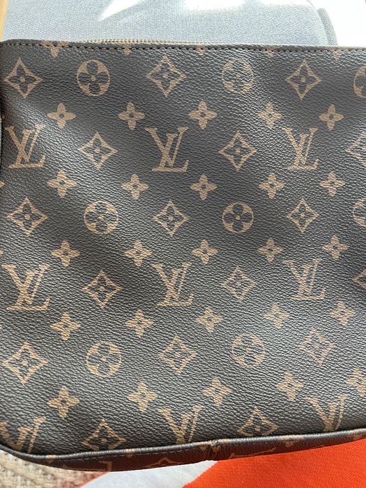 Geanta Louis Vuitton
