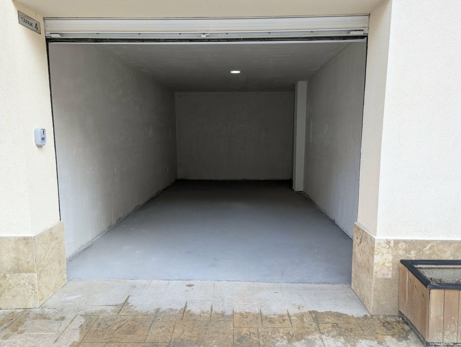 Гараж под наем, 20 м2, Южен