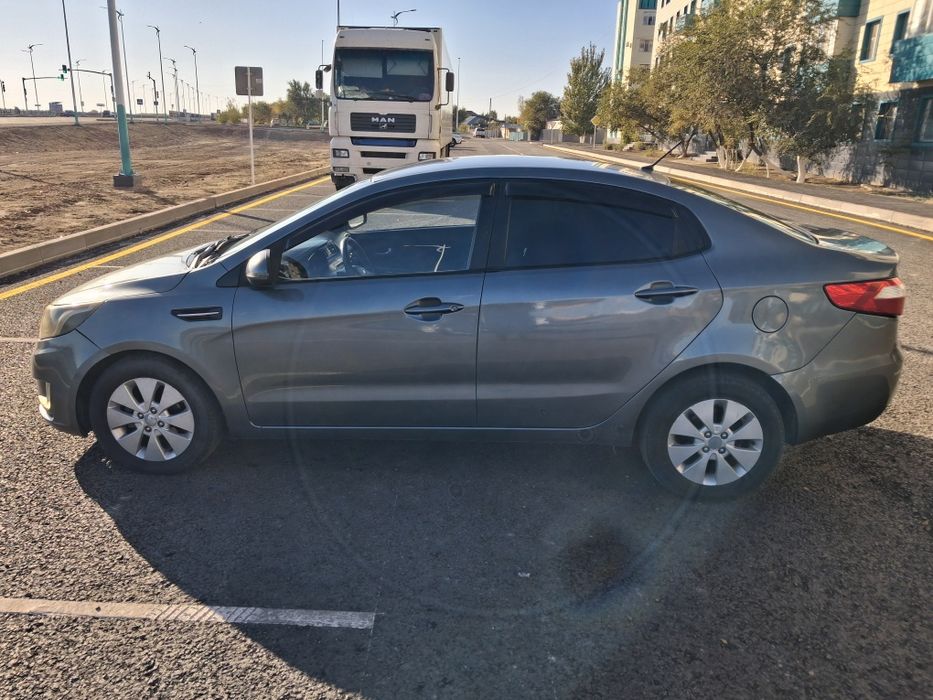 Kia Rio 1.6 бензин