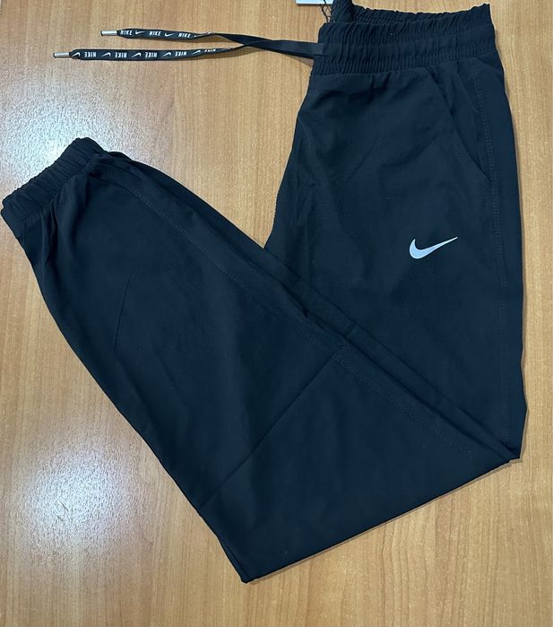 Продам спортивные брюки