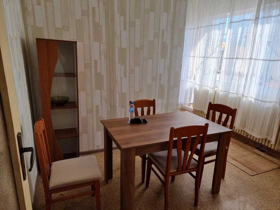 Дава се под наем Едностаен апартамент в Пловдив, Тракия - 36 кв.м за 175 € - Снимка #1