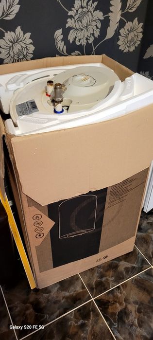 Boiler Ariston 80 l 1800 w