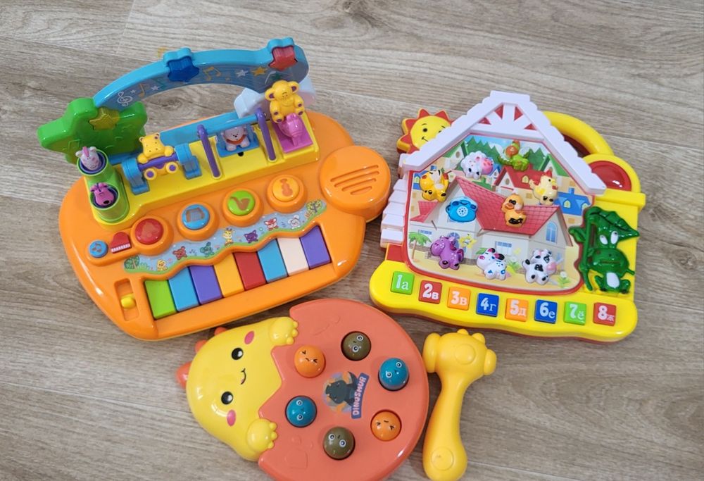 Детские погремушки, развивающие игрушки