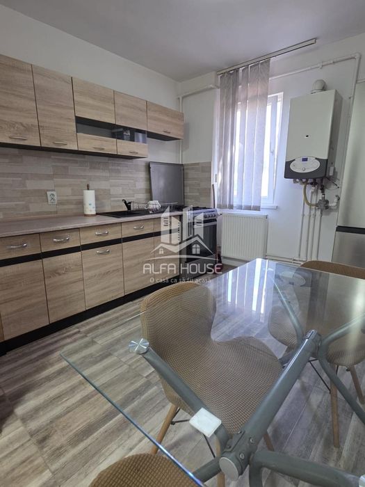 Apartament 2 camere cf.1, mobilat și utilat!