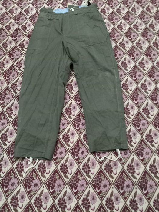 Спецовка асты үстімен