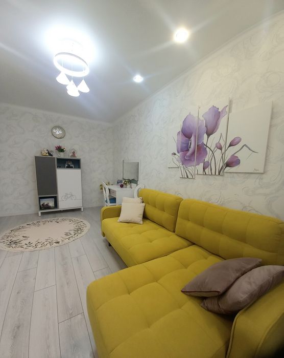 Продаётся евро3х кв Байтурсынова 70/1