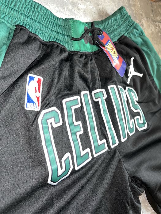 Compleu baschet - Celtics