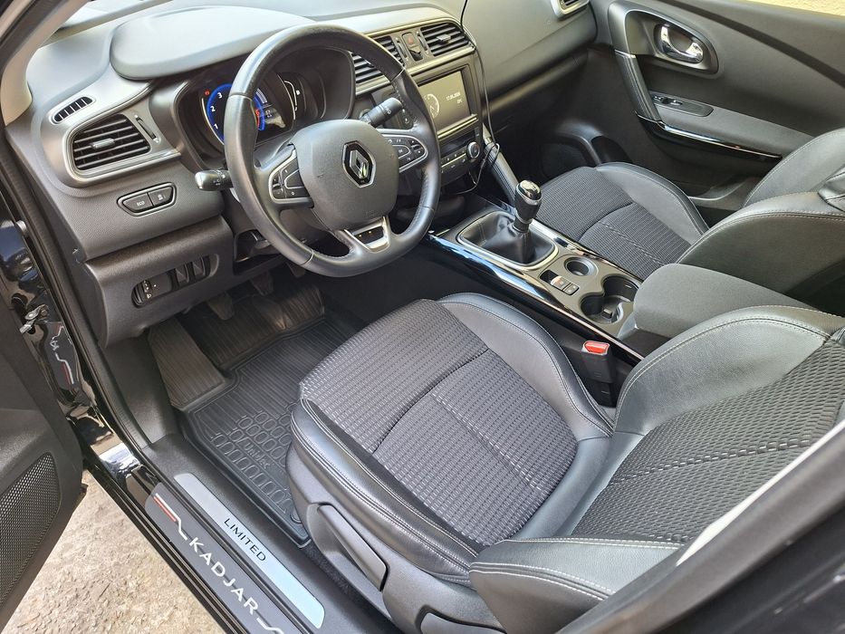 -Vând Renault Kadjar 1.33 benzină cu 52.000 km și Garanție-