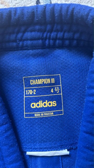 Кимано Adidas Red