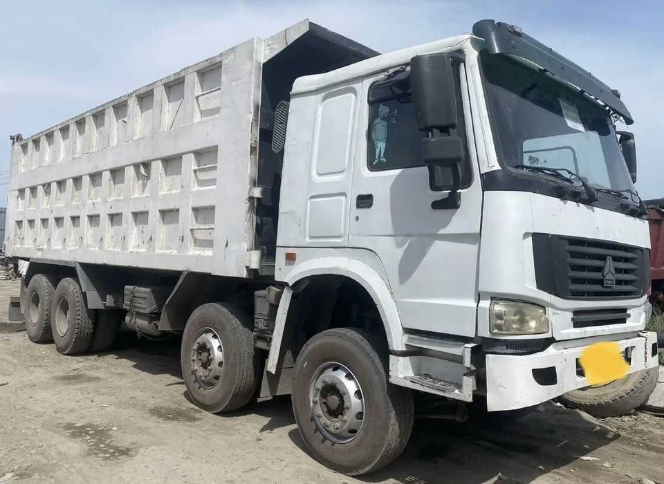 Самосвал Howo 8х4