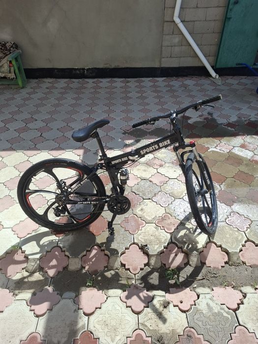 Велосипед черный