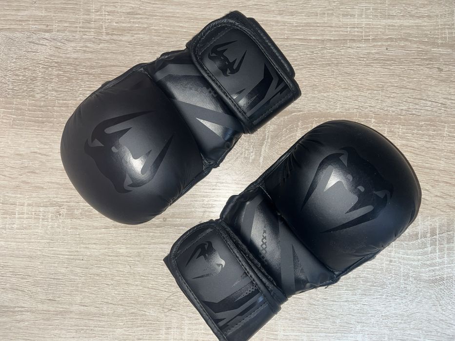 ММА перчатки VENUM  размер L