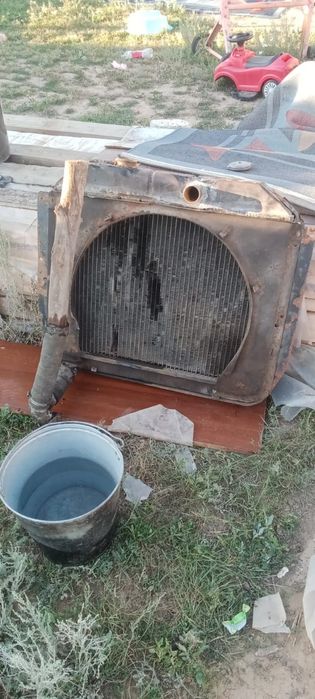 Продам радиатор охлождения зил