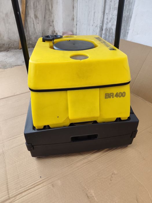 подопочистваща машина Karcher BR 400