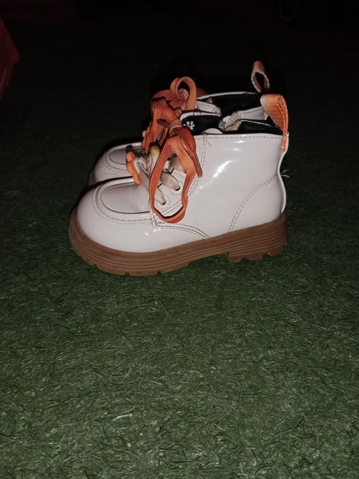 Кузги етик сатылады