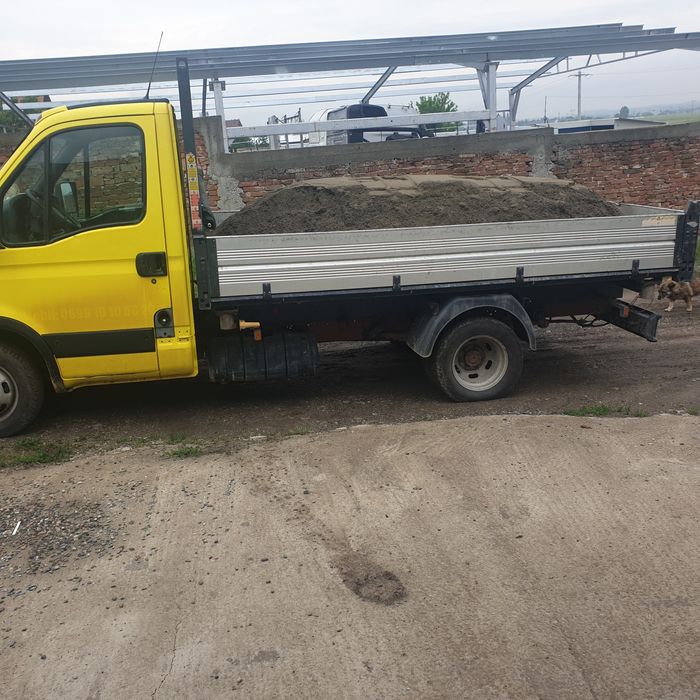 Vand si transport nisip pietris  sort pamant negru piatra concasata