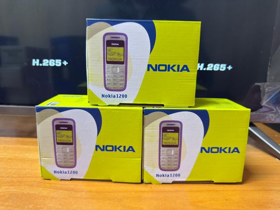 Простушка Нокиа телефоны!