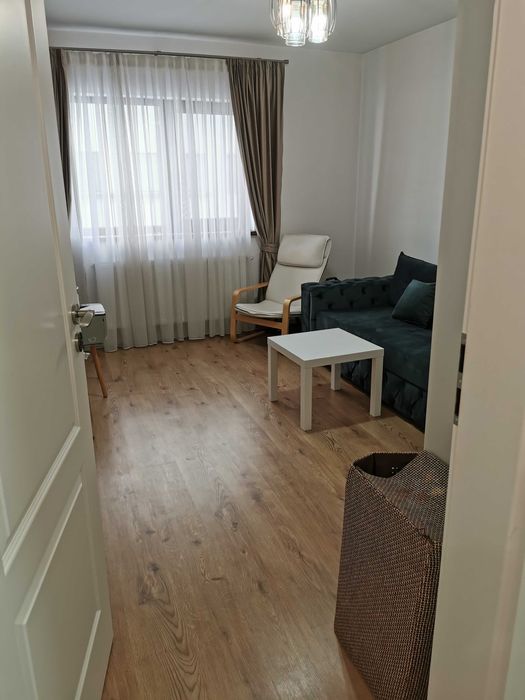 Proprietar Vand apartament 3 camere central