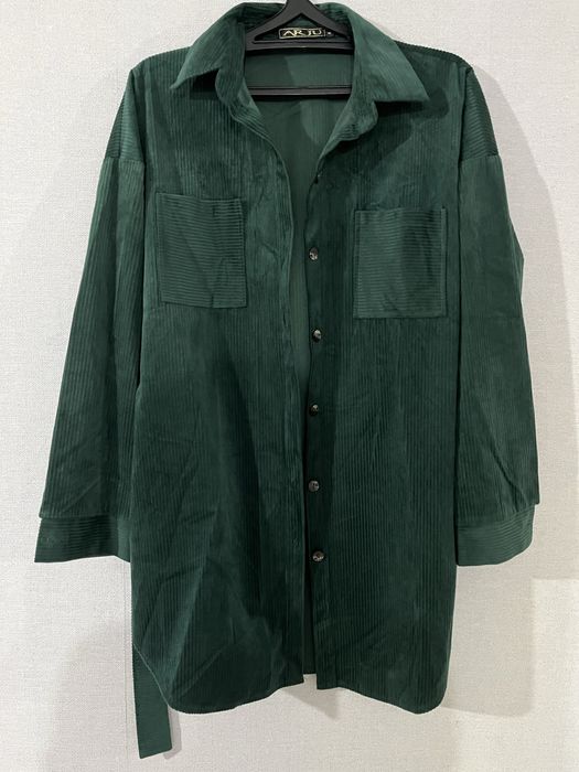 Продам вещи б/у в хорошпм состоянии