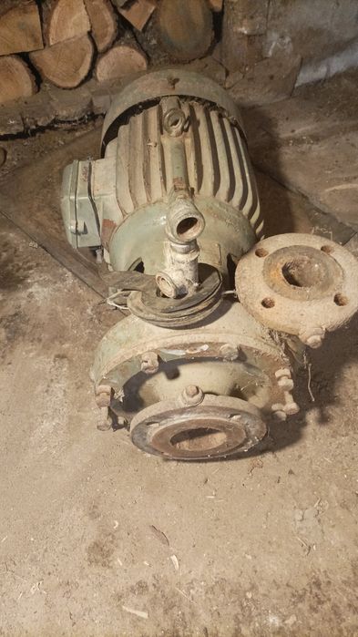Българска трифазна водна помпа Випом Видин 6Е50М (7.5 kW) с Паспорт
