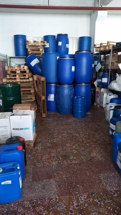 Butoi 200 litri cu capac sau fără.